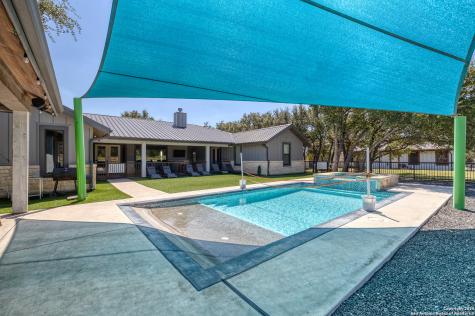 989 Mountain Valley Drive Concan TX 78838