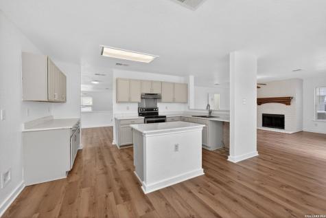822 Empresario Drive San Antonio TX 78253