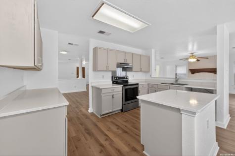 822 Empresario Drive San Antonio TX 78253