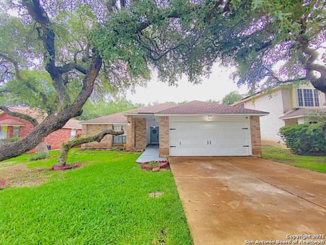 1523 Saxonhill Drive San Antonio TX 78253