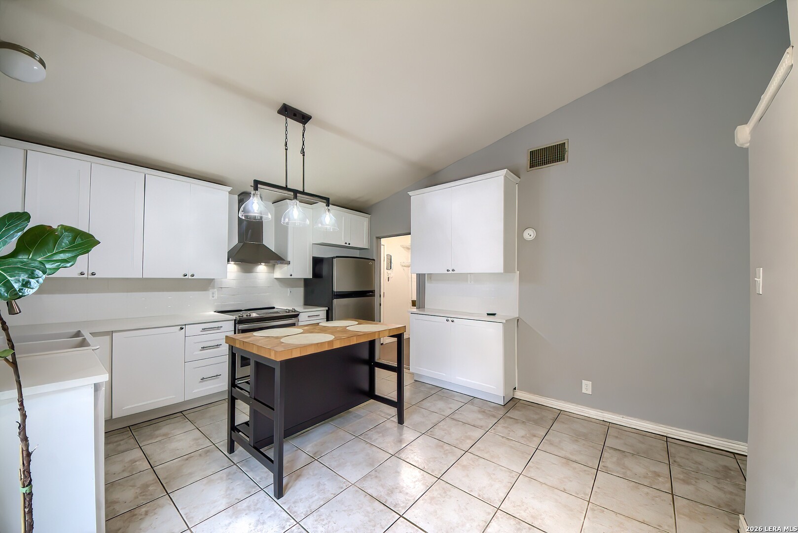 2210 Knights Wood San Antonio TX 78231