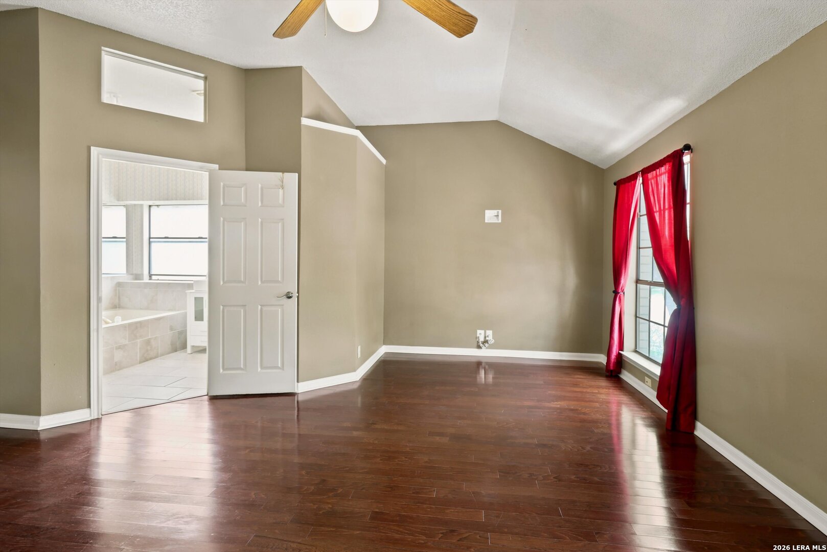 8814 Lost Woods San Antonio TX 78240