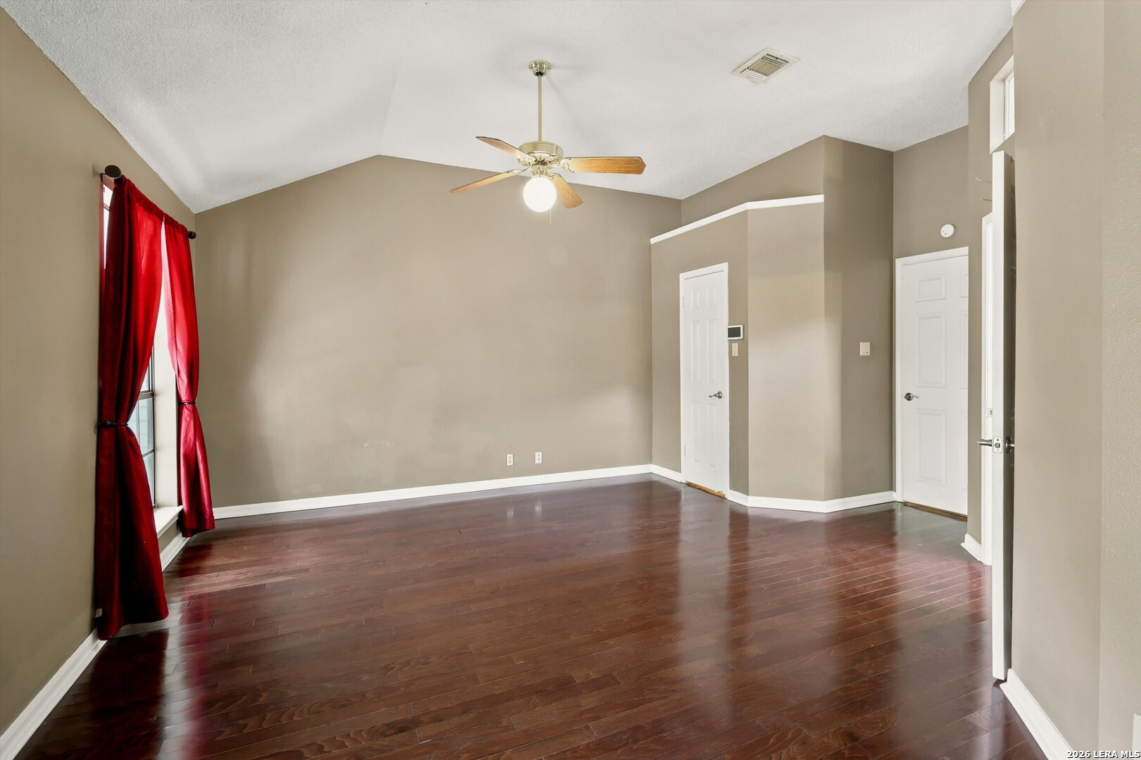 8814 Lost Woods San Antonio TX 78240