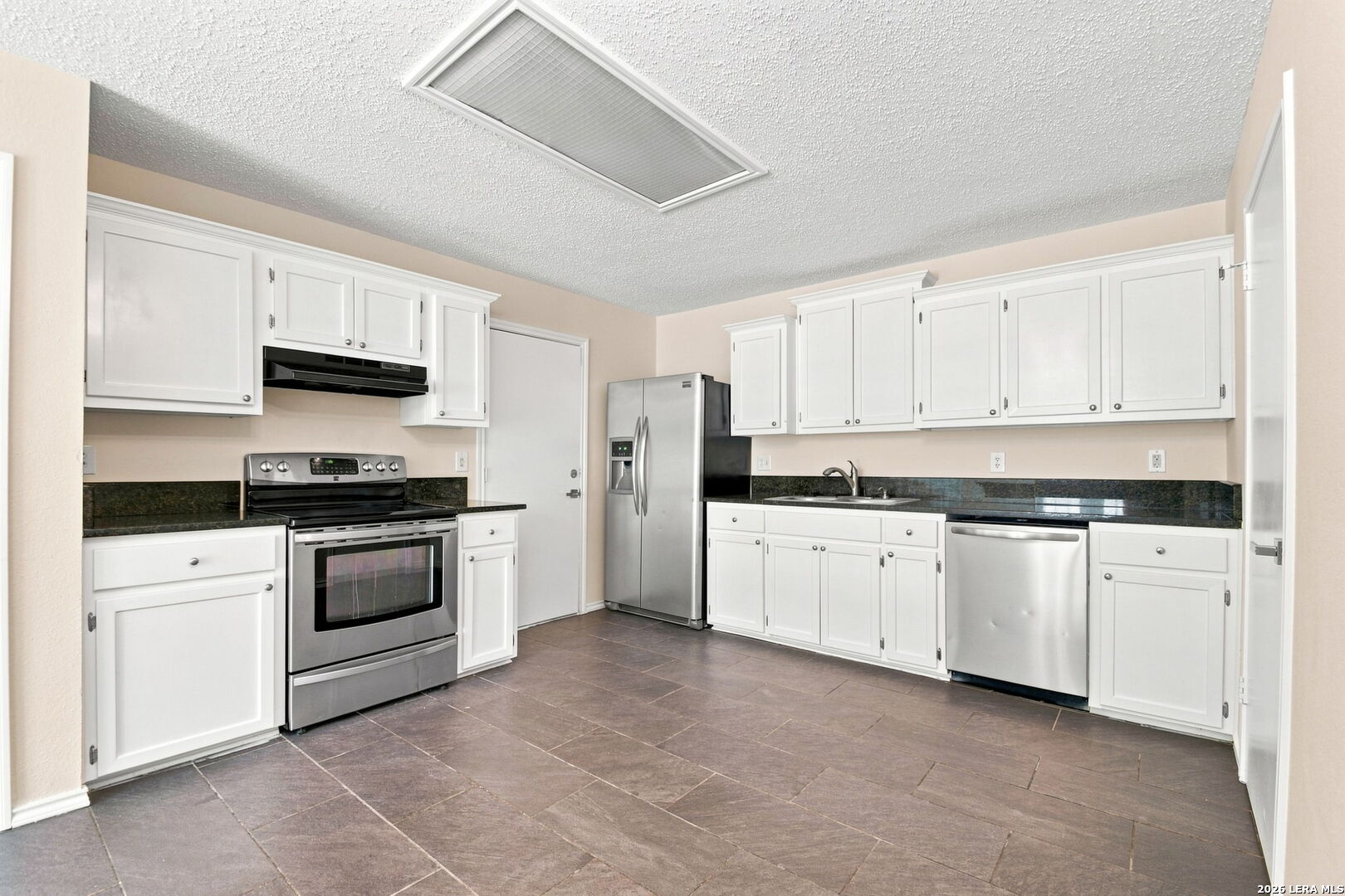 7834 Larcrest San Antonio TX 78251