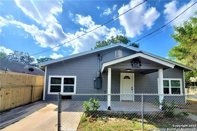 232 Campbell Street Seguin TX 78155