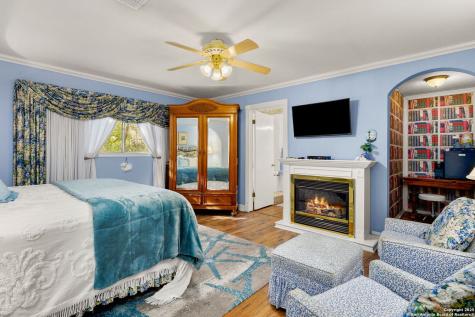 1385 Edwards Boulevard New Braunfels TX 78132