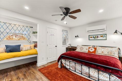 1385 Edwards Boulevard New Braunfels TX 78132