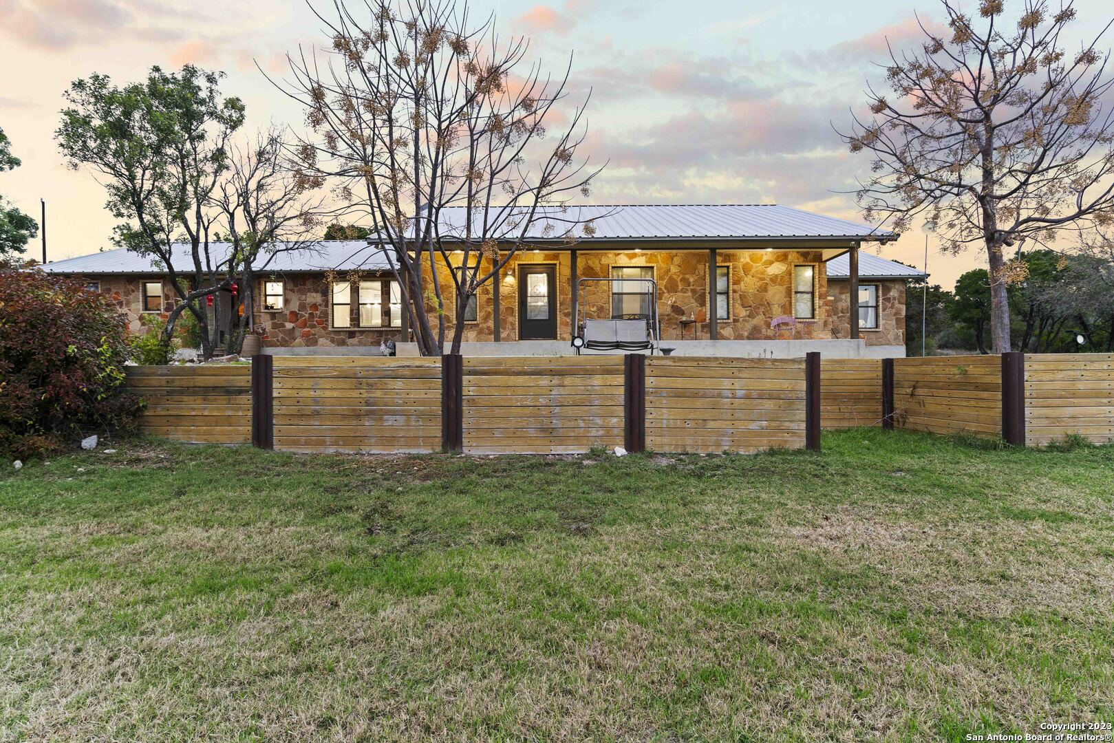 7542 County Road 278 Rio Medina TX 78066