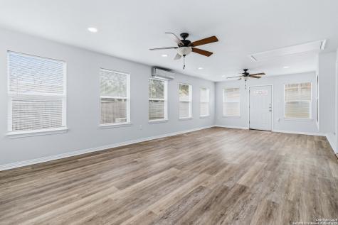 14658 Highland Ridge San Antonio TX 78233