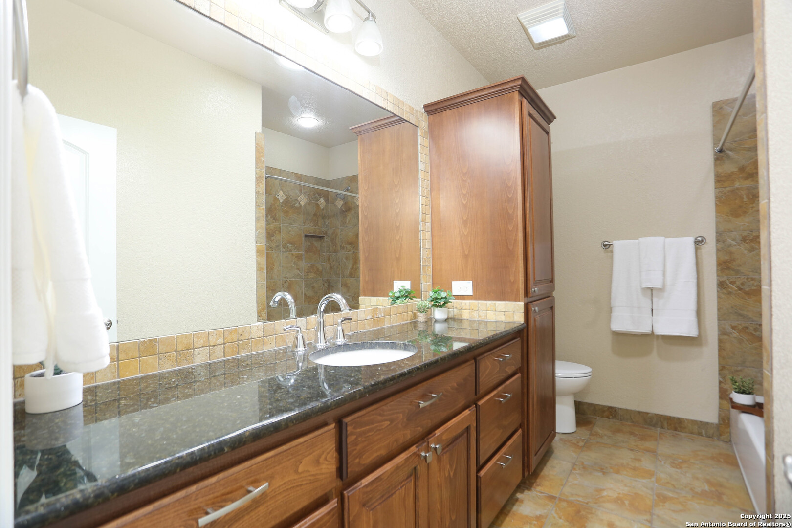 12302 Calvert Helotes TX 78023