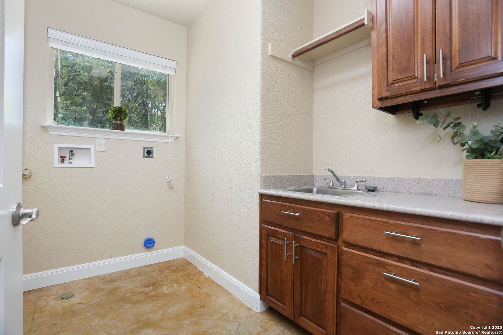 12302 Calvert Helotes TX 78023