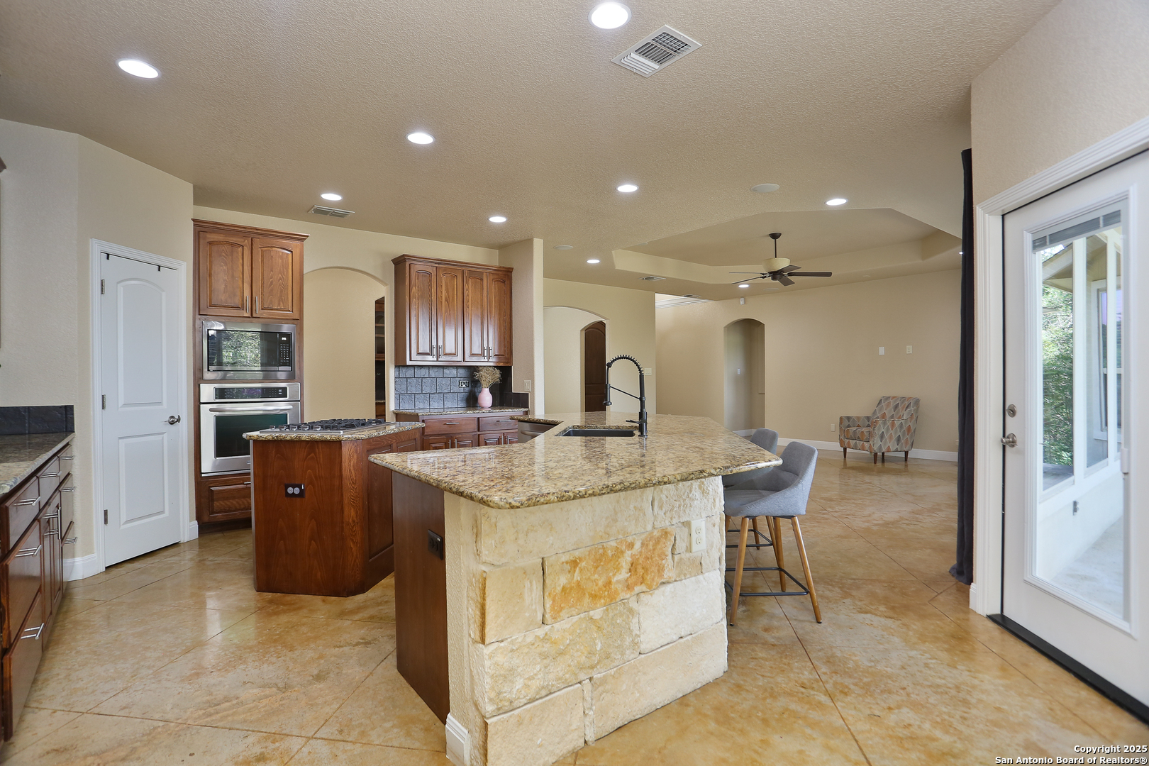 12302 Calvert Helotes TX 78023
