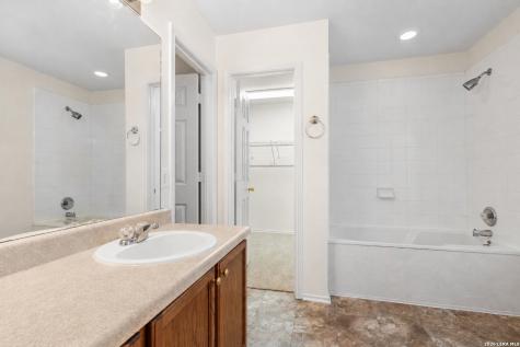 9134 Hilltop Crossing Drive San Antonio TX 78251