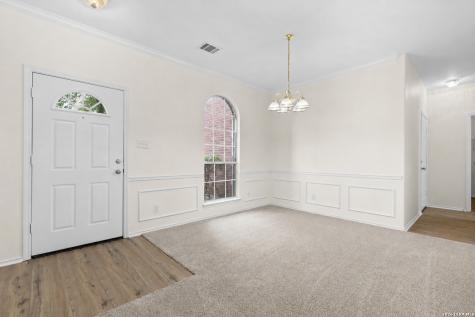9134 Hilltop Crossing Drive San Antonio TX 78251