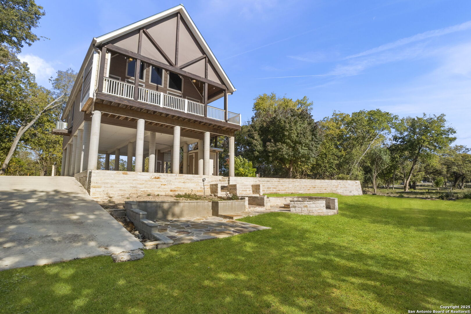 3615 Riverside Drive Kerrville TX 78028