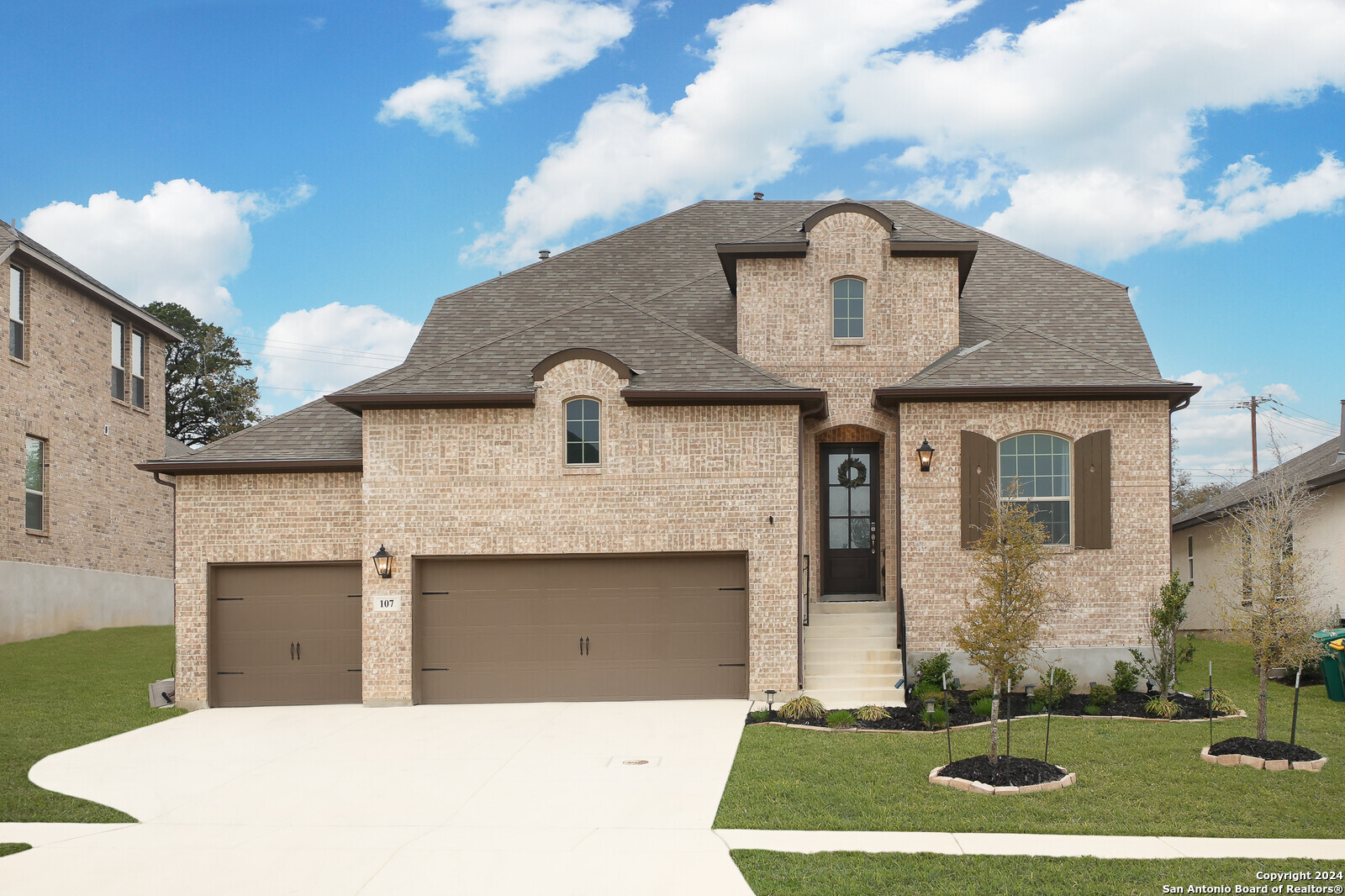 107 Branson Falls Boerne TX 78006