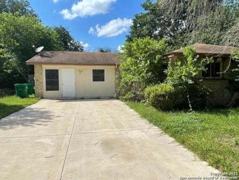 7541 Old Spanish Trail Live Oak TX 78233