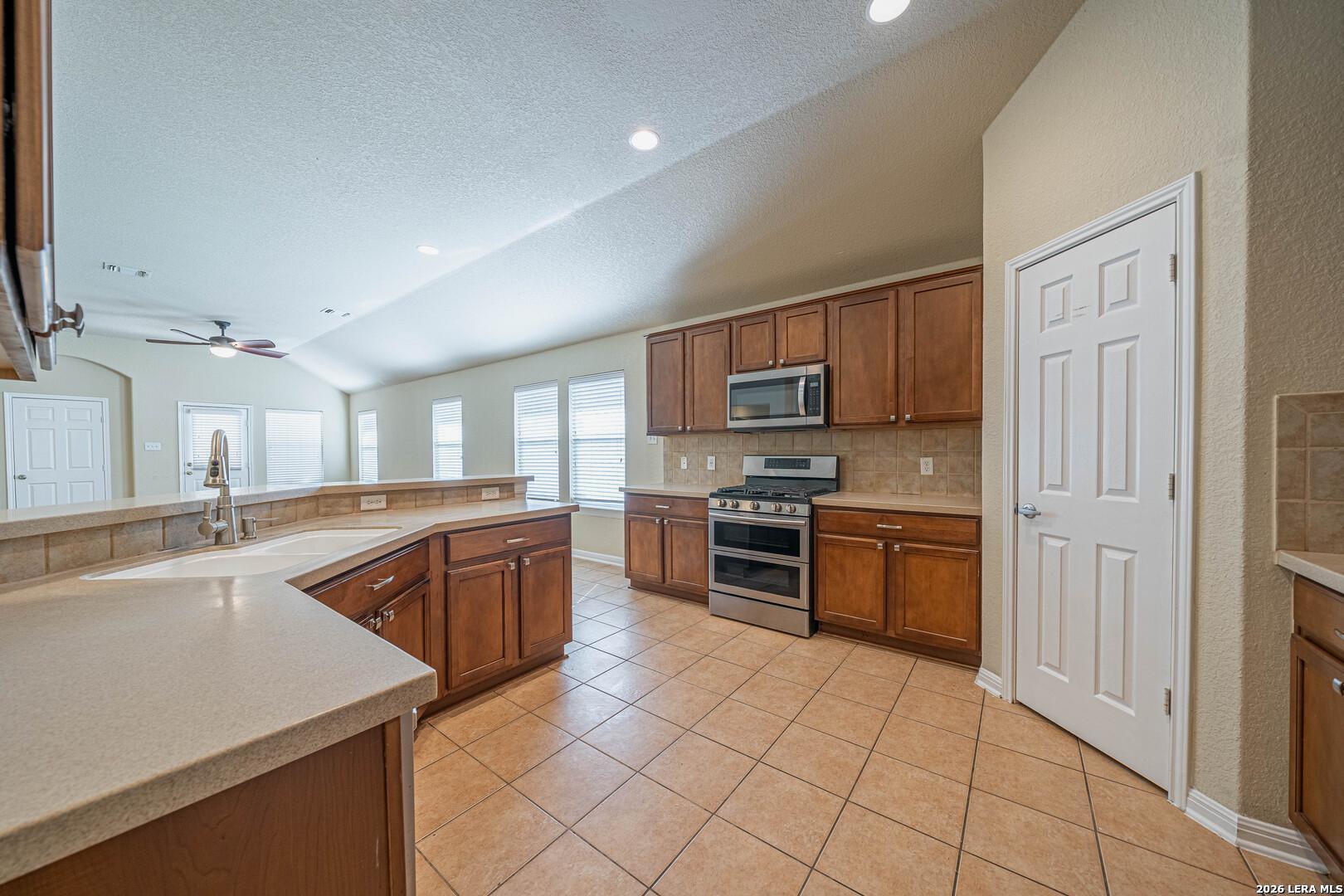 11723 Pandorea San Antonio TX 78253