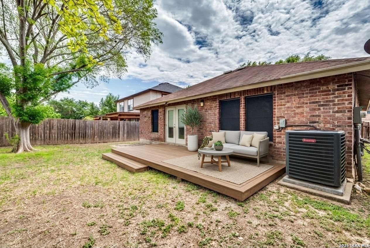 10607 Cavelier San Antonio TX 78254