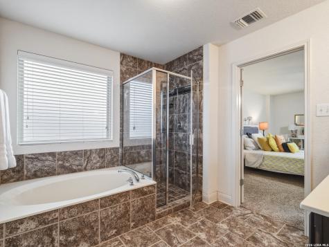 27015 N Oleander Chase Boerne TX 78015