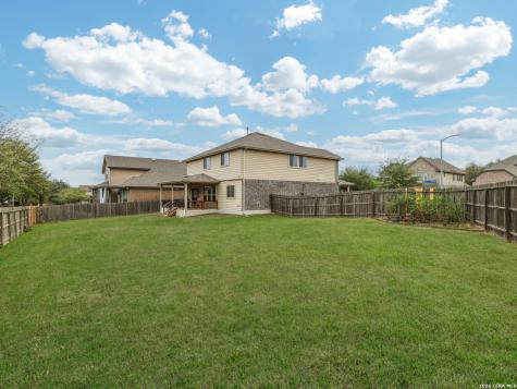 27015 N Oleander Chase Boerne TX 78015