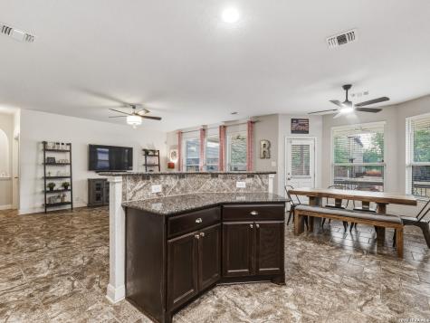 27015 N Oleander Chase Boerne TX 78015
