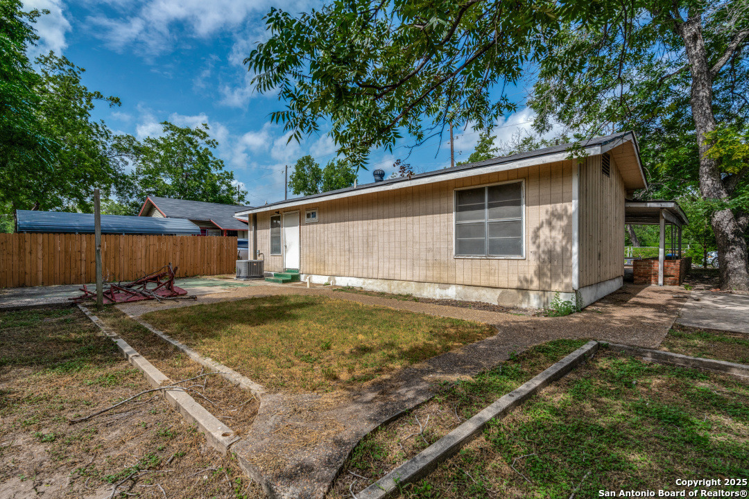 714 Hallie Avenue San Antonio TX 78210