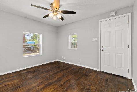 714 Hallie Avenue San Antonio TX 78210