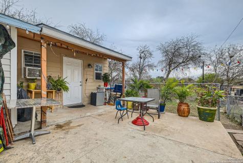 906 Shemya Avenue San Antonio TX 78221