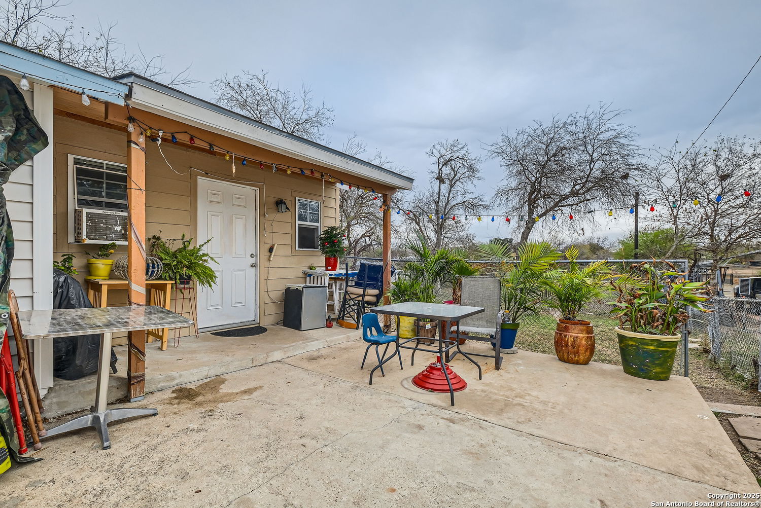 906 Shemya Avenue San Antonio TX 78221