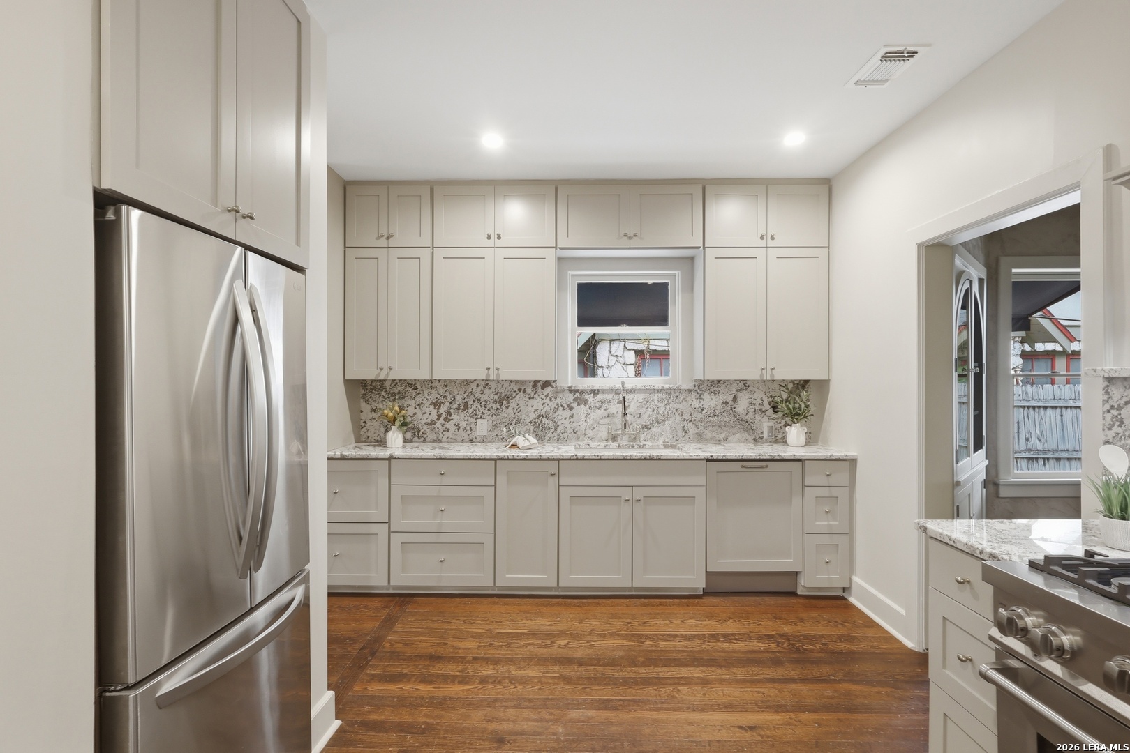 218 North Drive San Antonio TX 78201