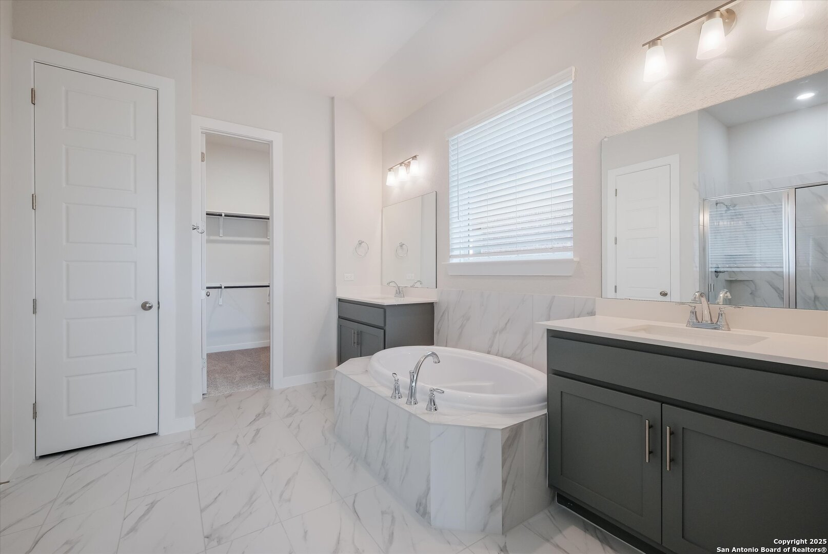 418 Foxtail Valley Cibolo TX 78108