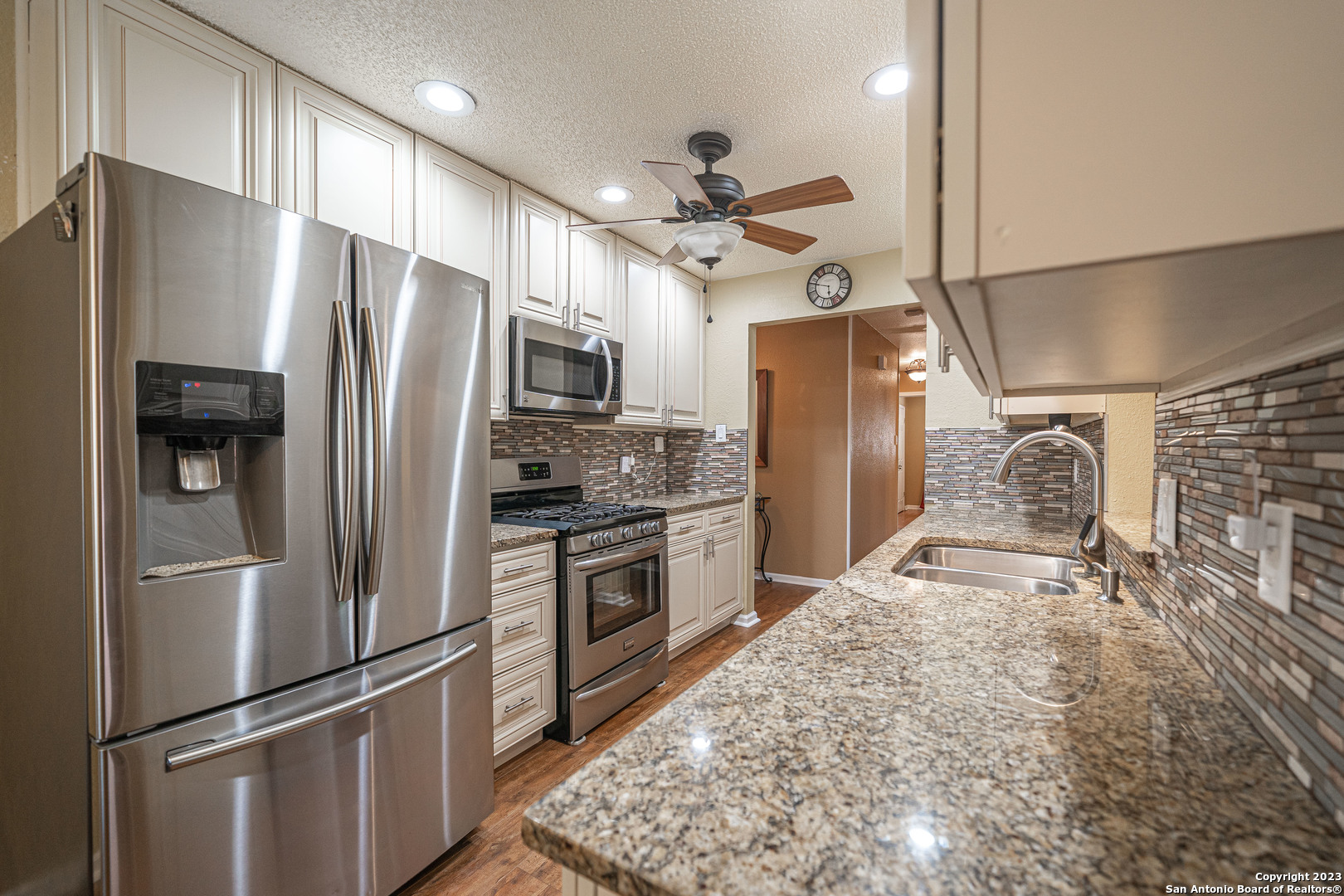 5710 Larkmeadow Drive San Antonio TX 78233
