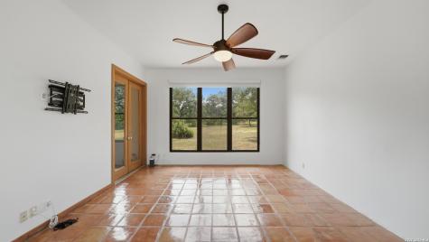 4025 Marion Road Marion TX 78124