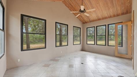 4025 Marion Road Marion TX 78124