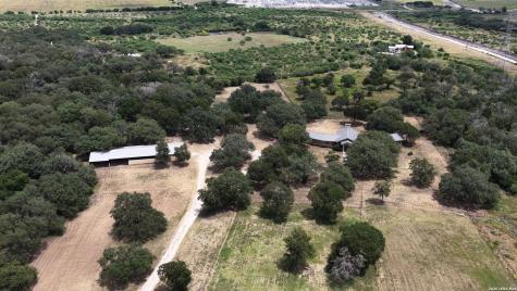 4025 Marion Road Marion TX 78124