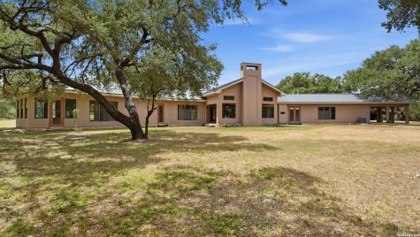 4025 Marion Road Marion TX 78124
