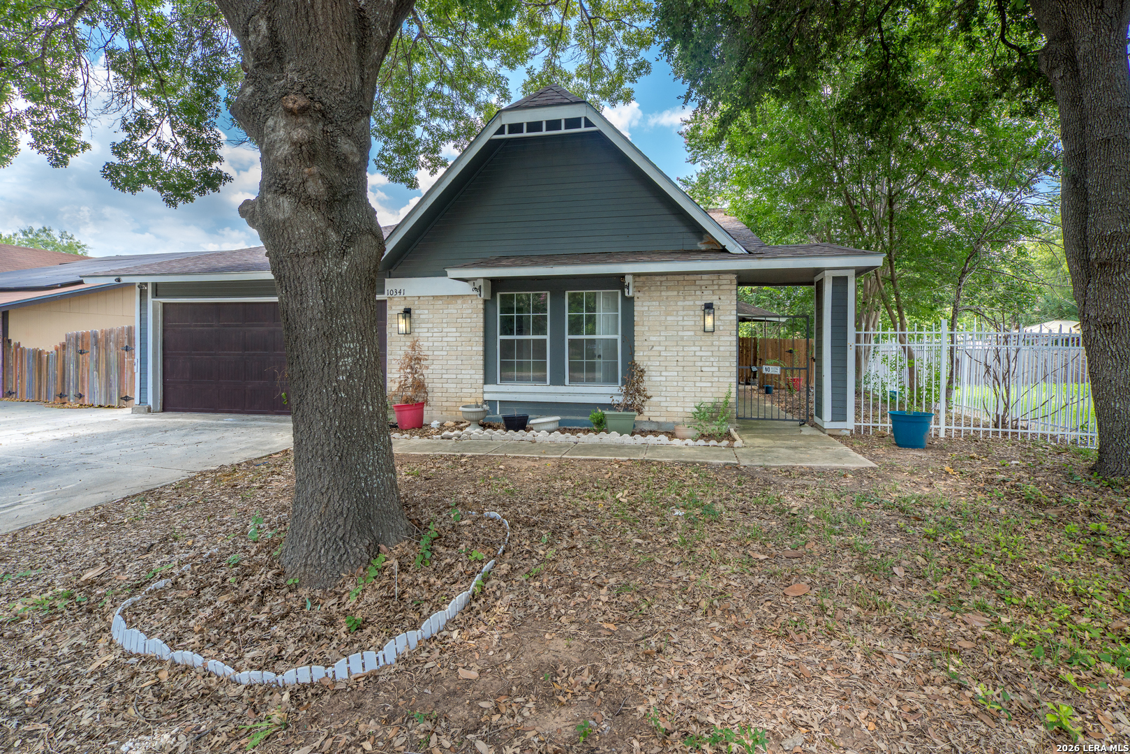 10341 Country Bluff San Antonio TX 78258