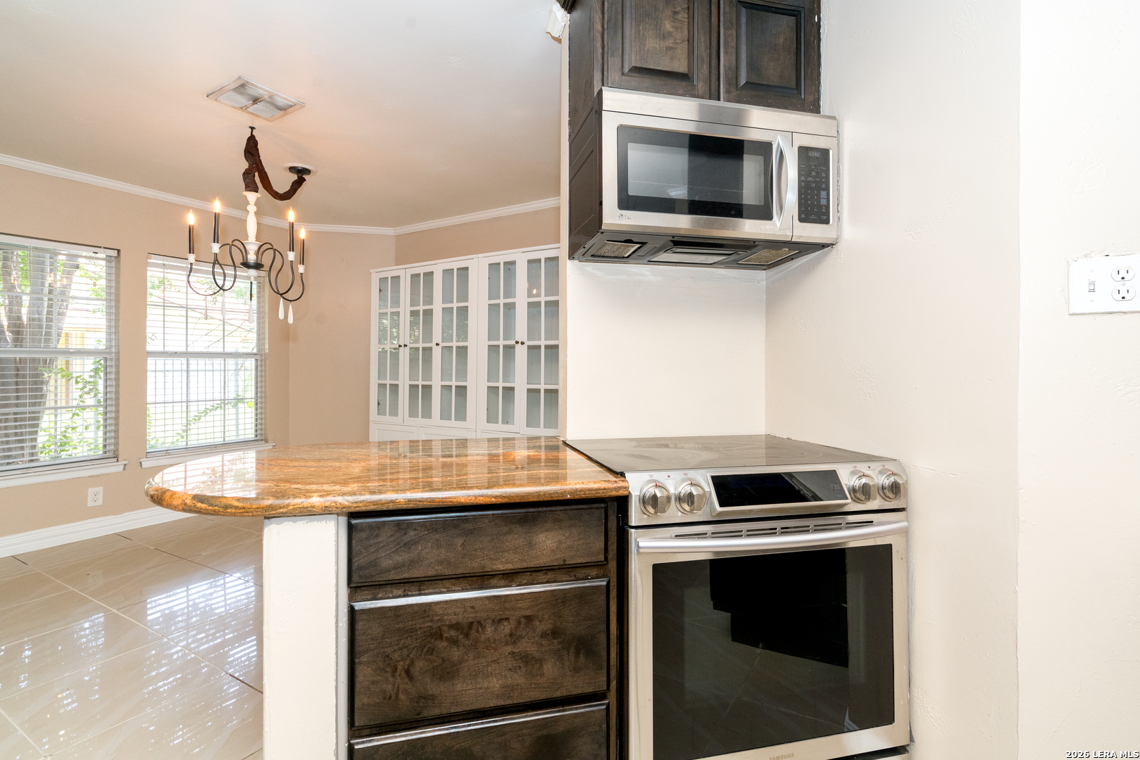 10341 Country Bluff San Antonio TX 78258