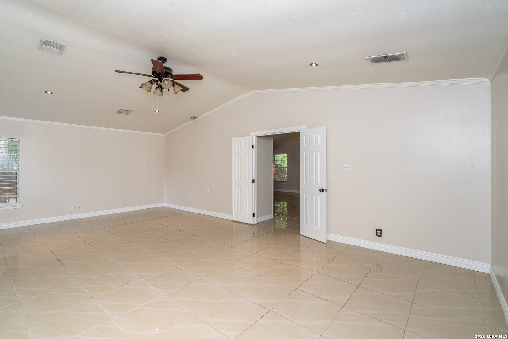 10341 Country Bluff San Antonio TX 78258