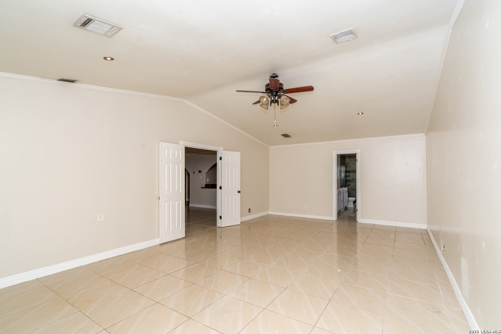 10341 Country Bluff San Antonio TX 78258