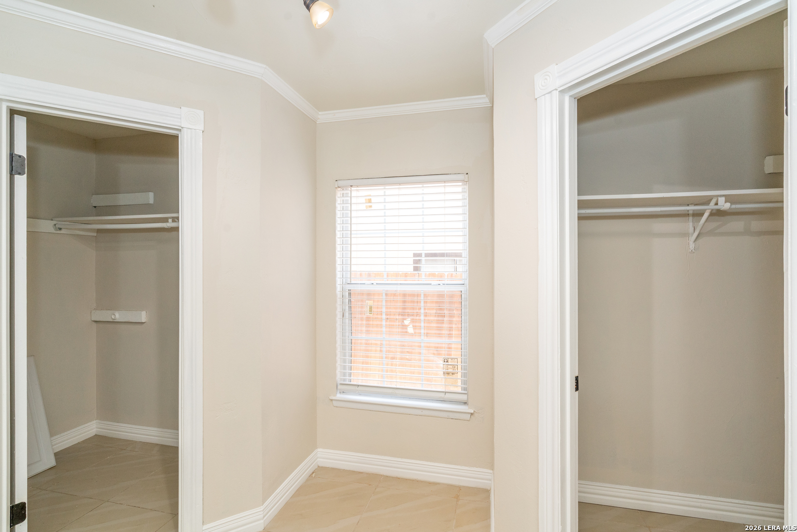 10341 Country Bluff San Antonio TX 78258