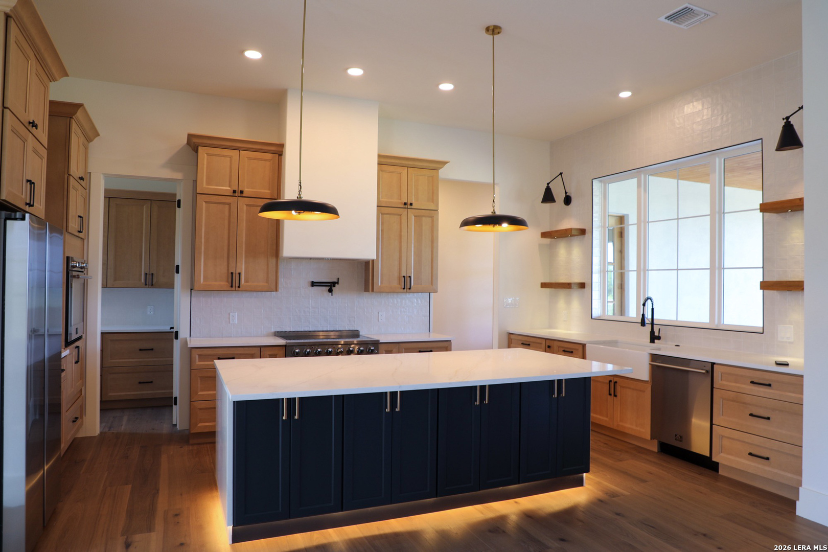 977 Pinto Canyon Bandera TX 78003