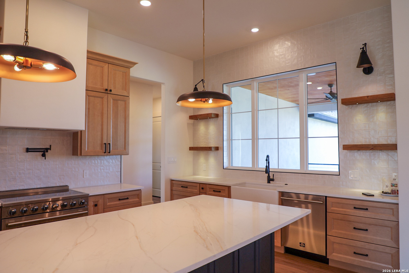 977 Pinto Canyon Bandera TX 78003