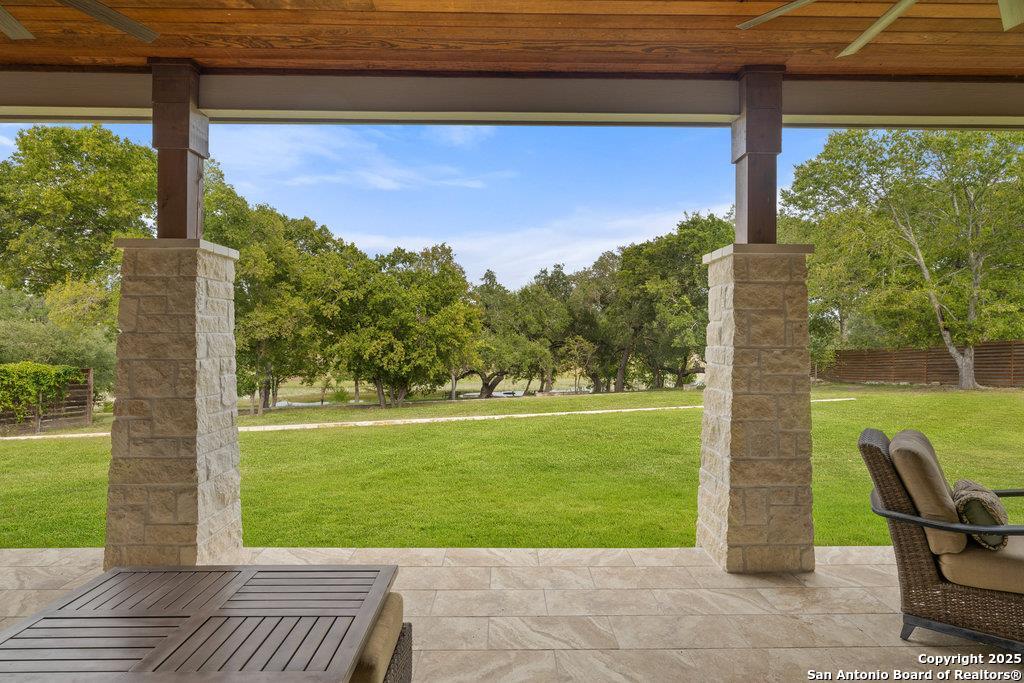 1313 Democrat Blanco TX 78606