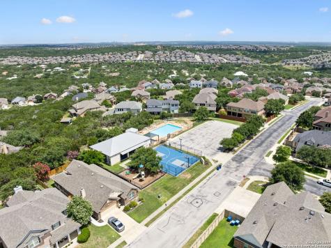 23567 Seven Winds San Antonio TX 78258