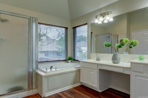 37 Sweetwood San Antonio TX 78254