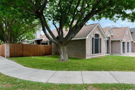 37 Sweetwood San Antonio TX 78254