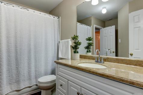 37 Sweetwood San Antonio TX 78254