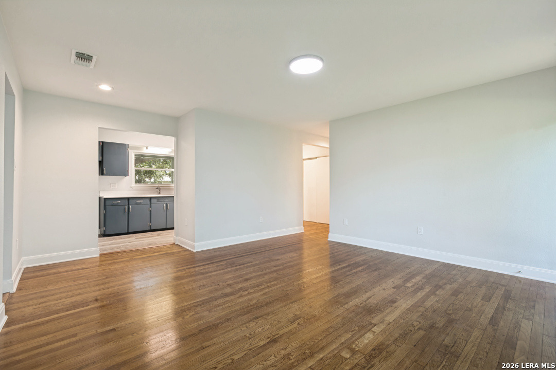 330 Brettonwood Drive San Antonio TX 78218